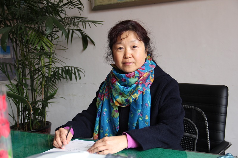 ���    ������