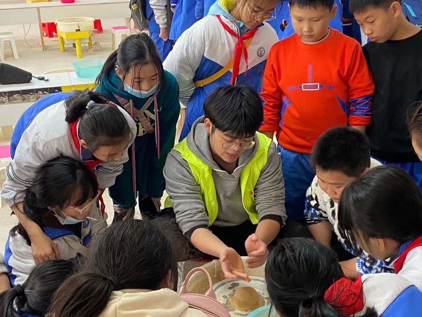 “快乐研学,提升素养”——昌河实验小学开展冬季研学活动
