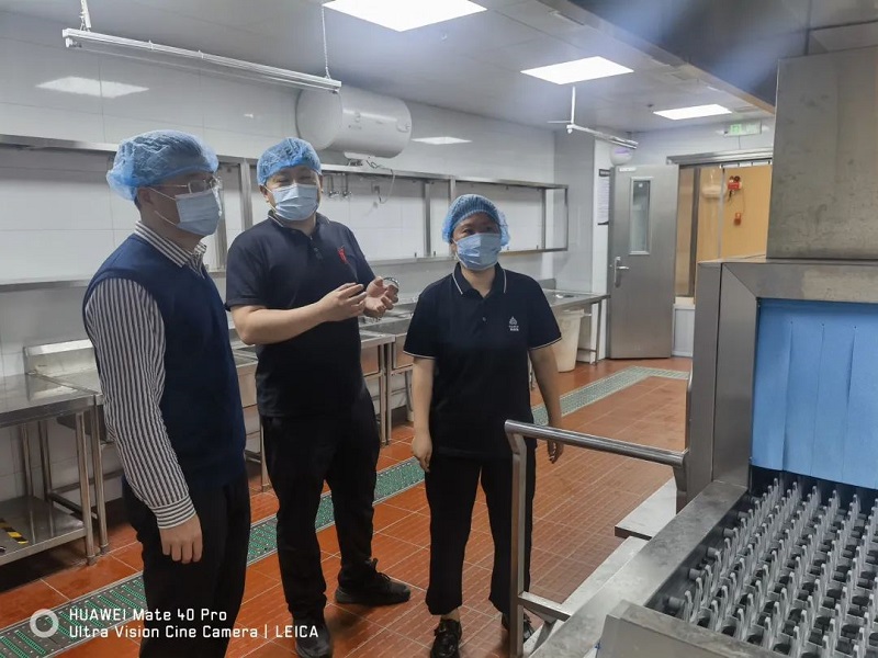 ����ʵ��Сѧ��ʳίԱ������Ħ�����������Ͳ͡�����ר�ⱨ��