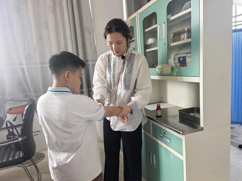 暖心守护常在线 健康护航不松懈——我校医务室扎实做好日常诊疗与流感防控工作